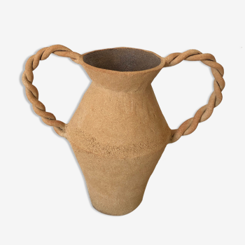 Red sandstone amphora vase