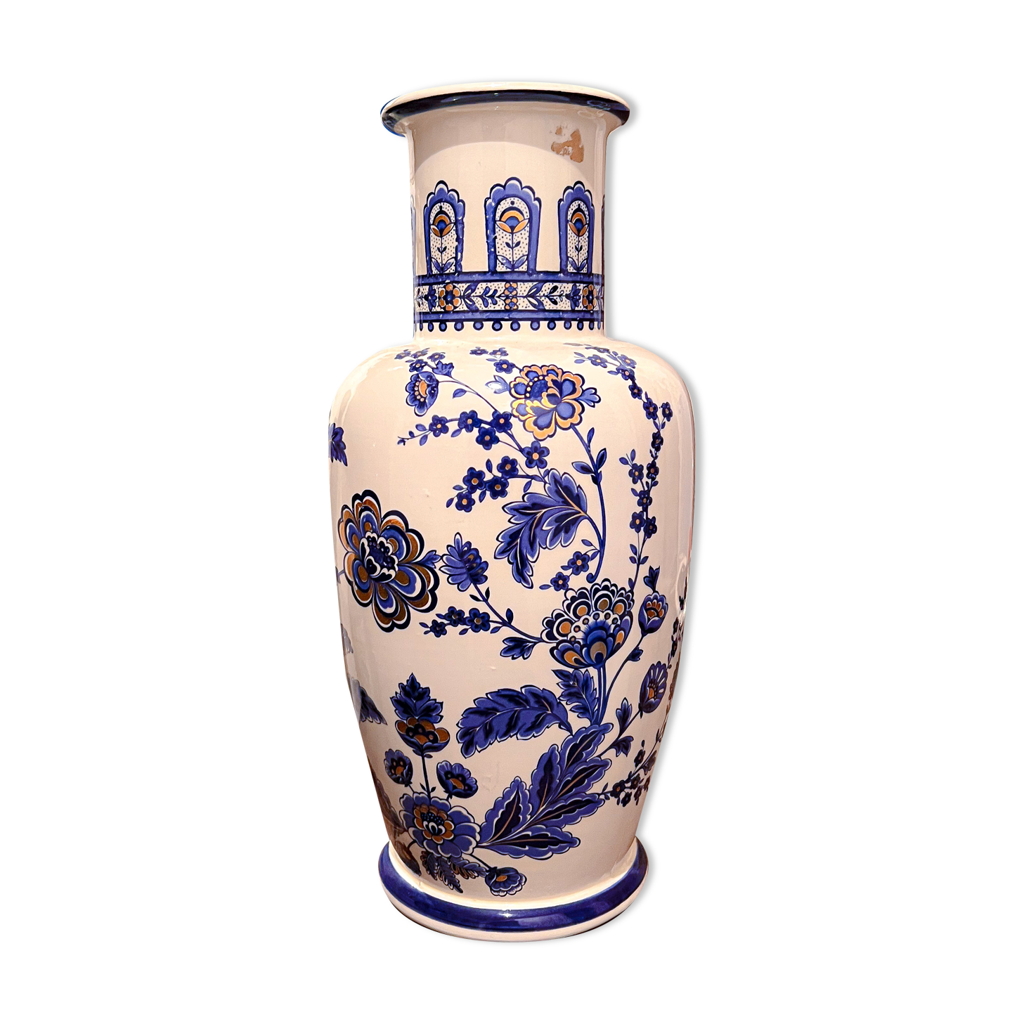 Chinese vase early twentieth century