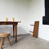 Extendable farmhouse table in oak