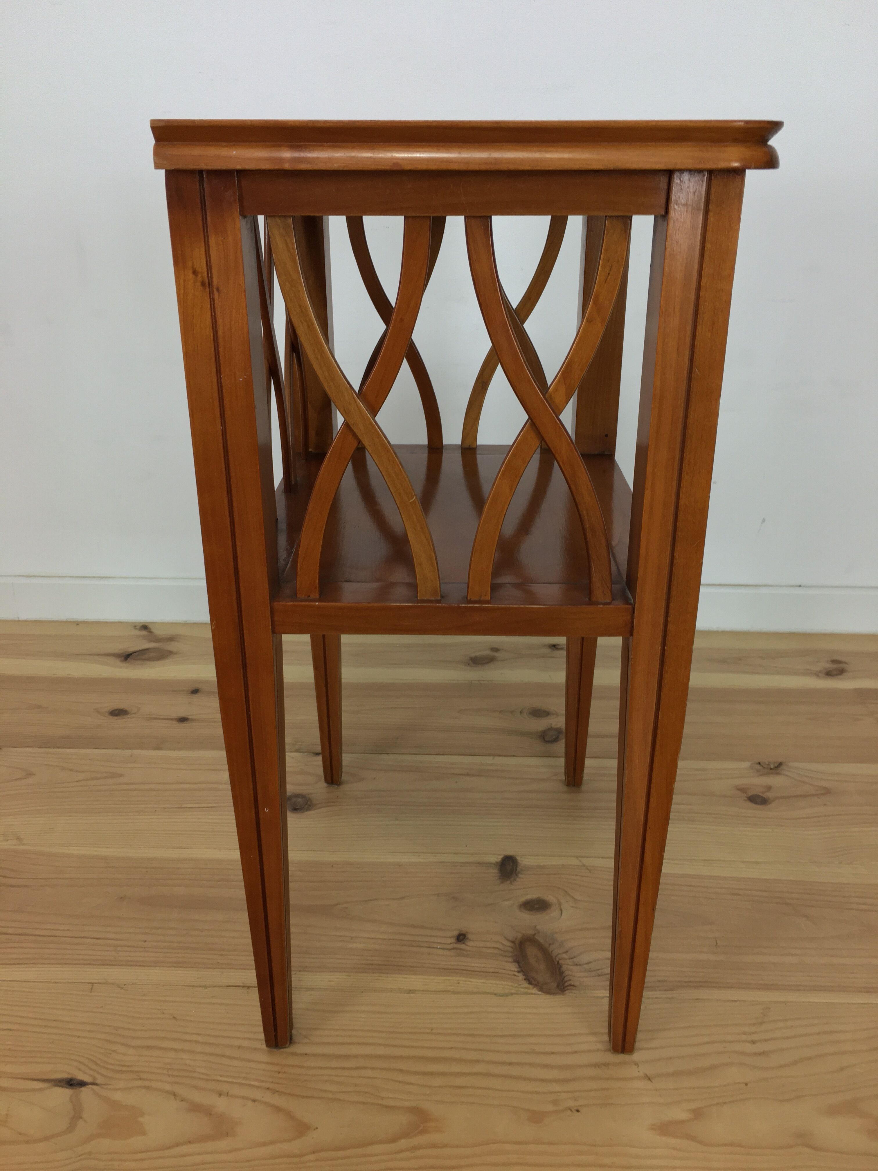 English style brace bedside