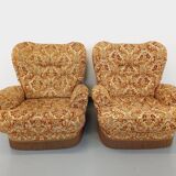Set of 2 vintage armchairs in floral fabric with fringes from the 60s 70s