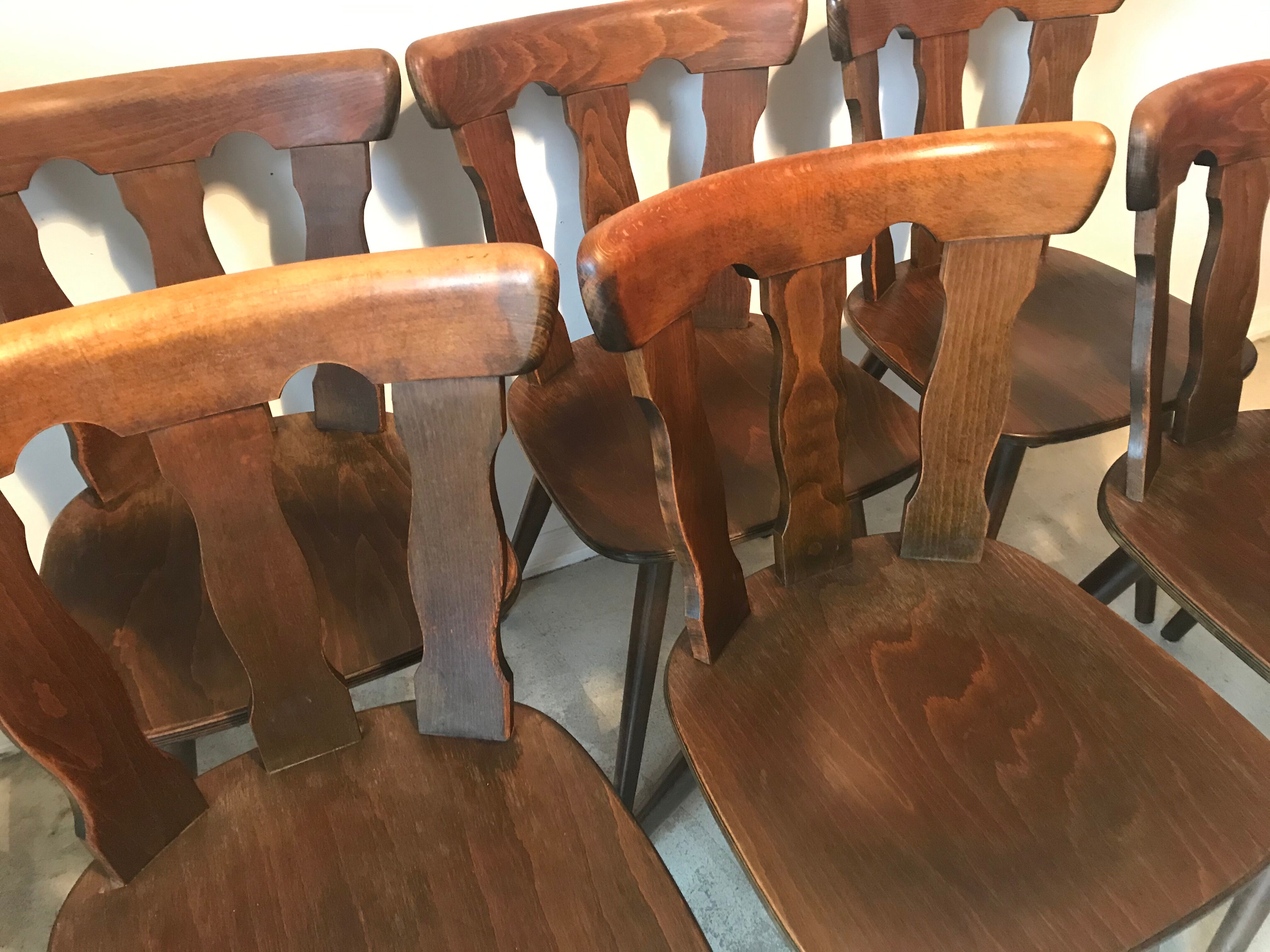 Lot of 6 chairs vintage bistro compass feet