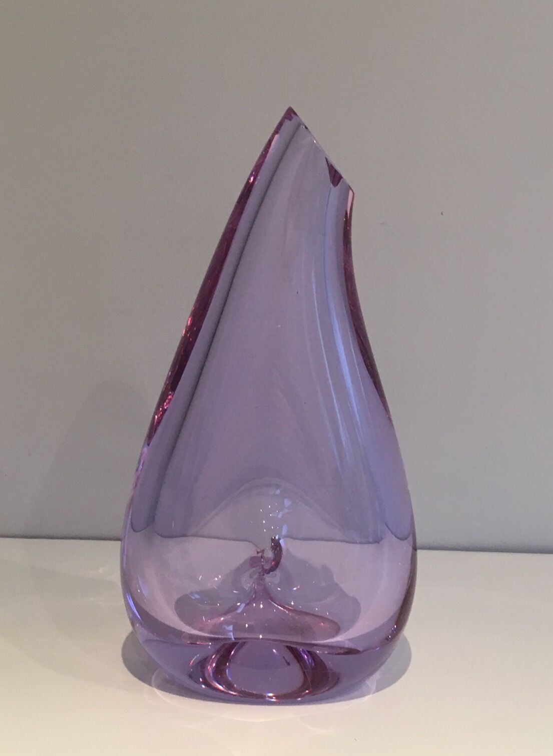 Pear-shaped glass vase