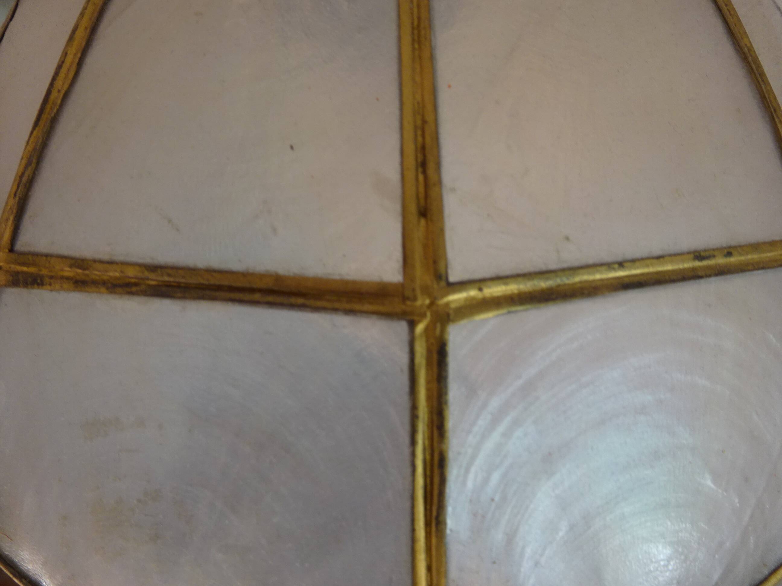 Lustre vintage en nacre et laiton