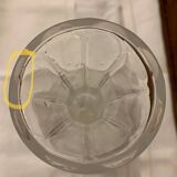 Small cut crystal carafe bearing 2 butterflies