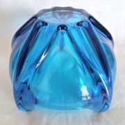 Art Deco vase in electric blue crystal