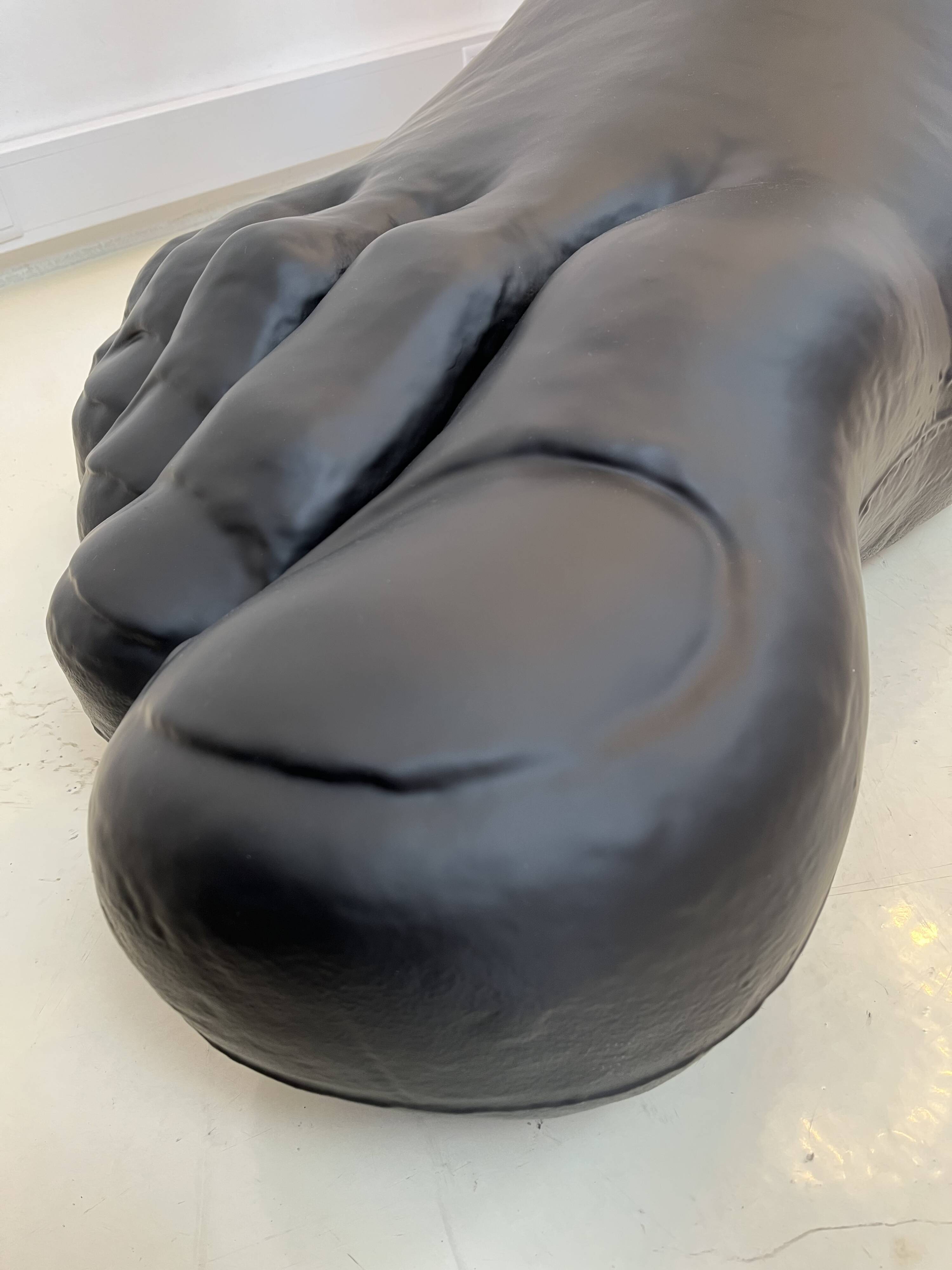 Up7 Foot par Gaetano Pesce pour B&B Italia