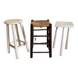 Lot de 3 tabourets hauts dépareillés