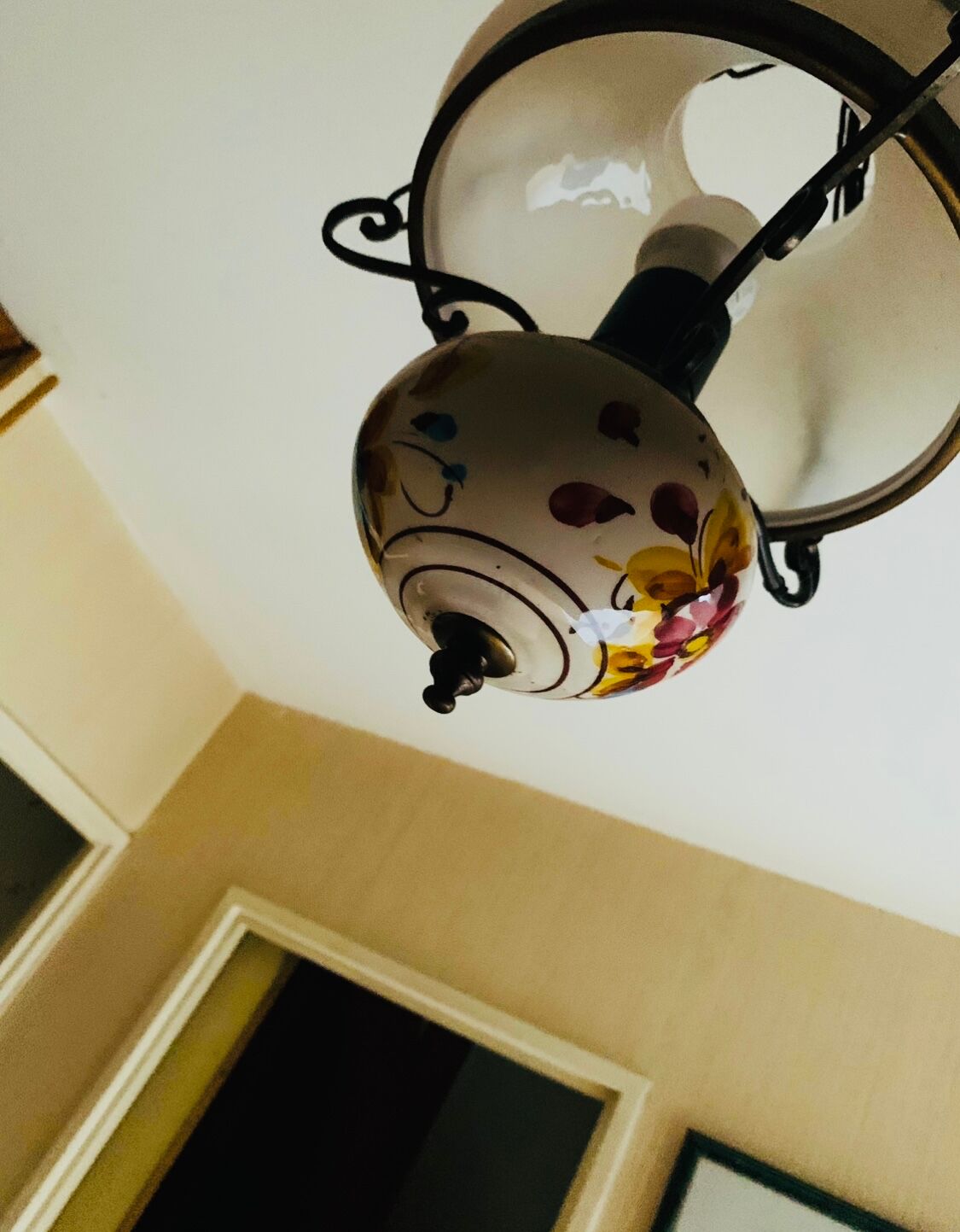 Patterned porcelain chandelier