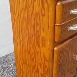 Honey-coloured mado buffet