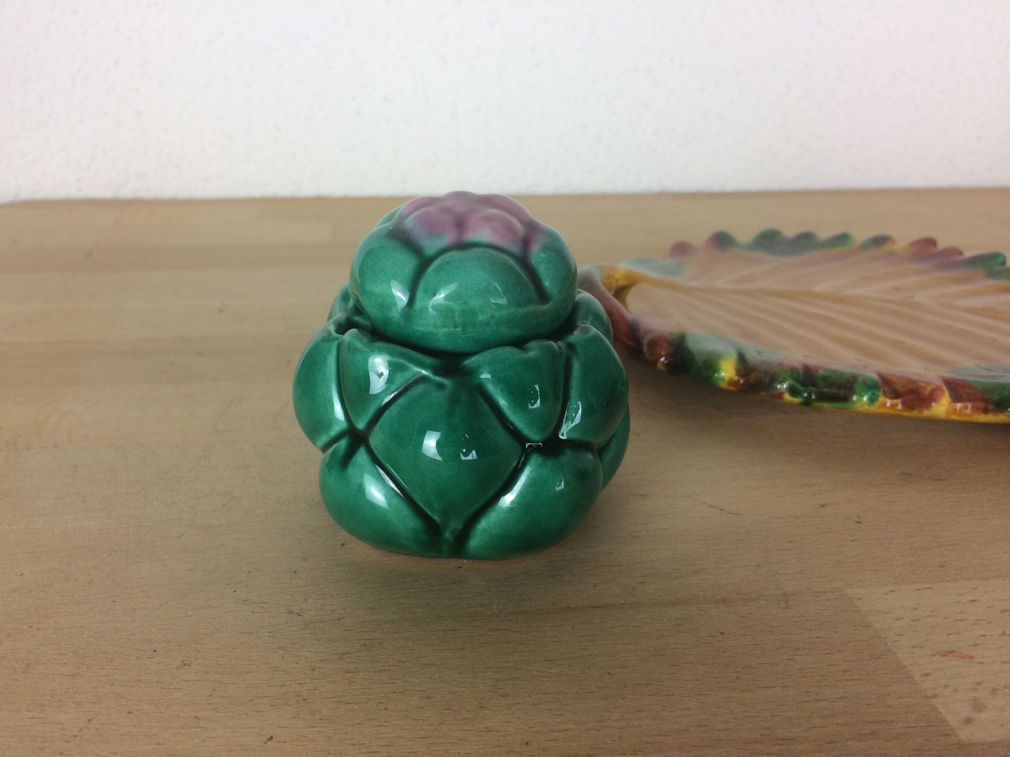 Vallauris mustard pepper shaker, dabbling, ceramics