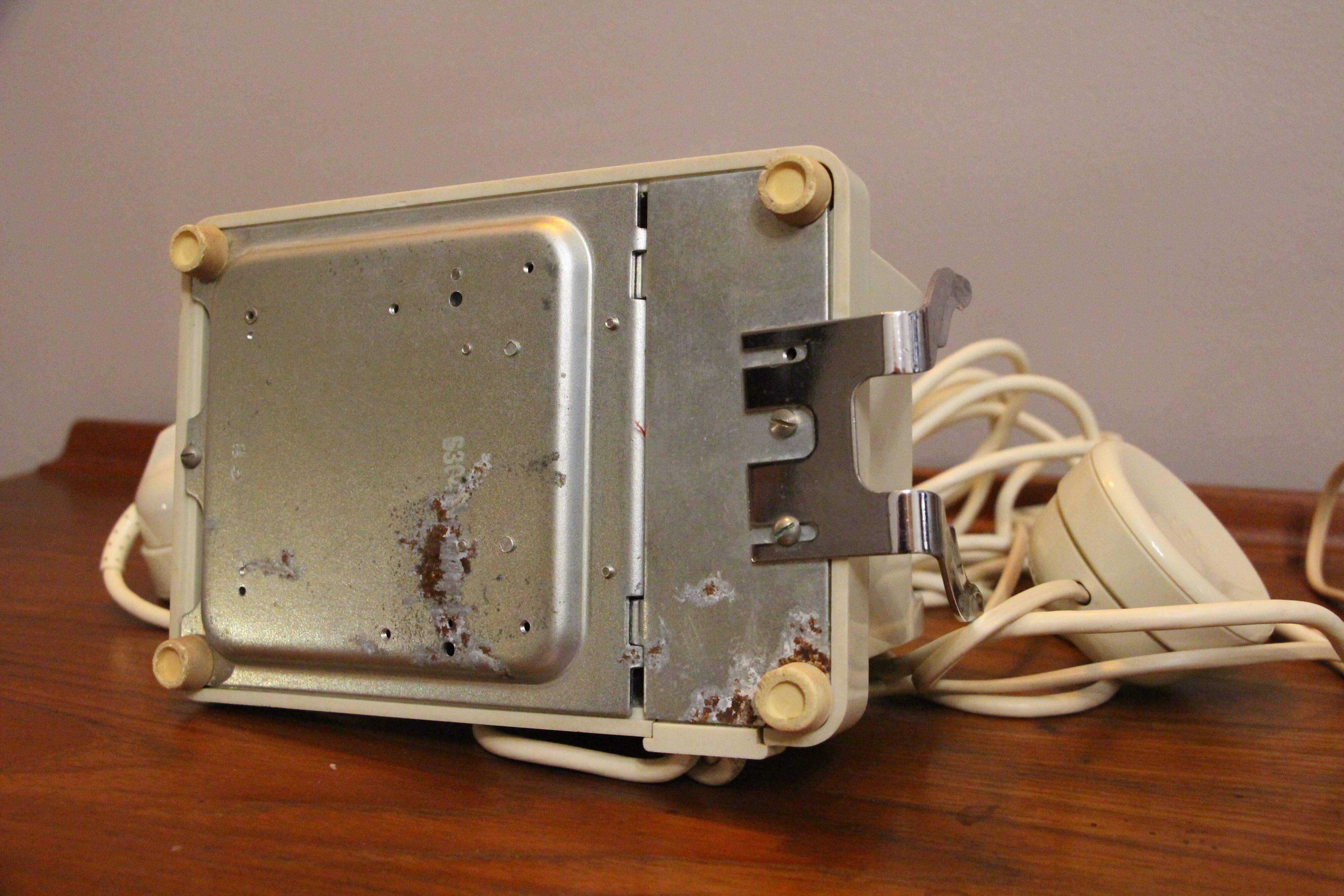 Ericsson U43 phone in bakelite ivory 60's