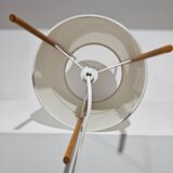 Cylindrical desk lamp "No 9", Isamu Noguchi, Knoll, 1940s.