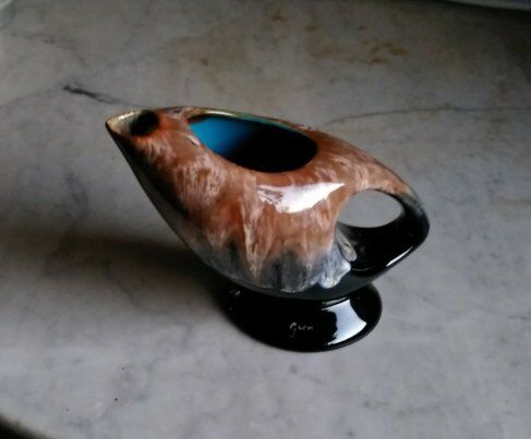 Pitcher style bistro 50s