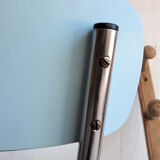 Chaise formica bleue
