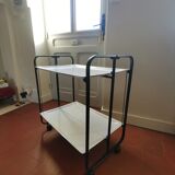 Foldable service on wheels