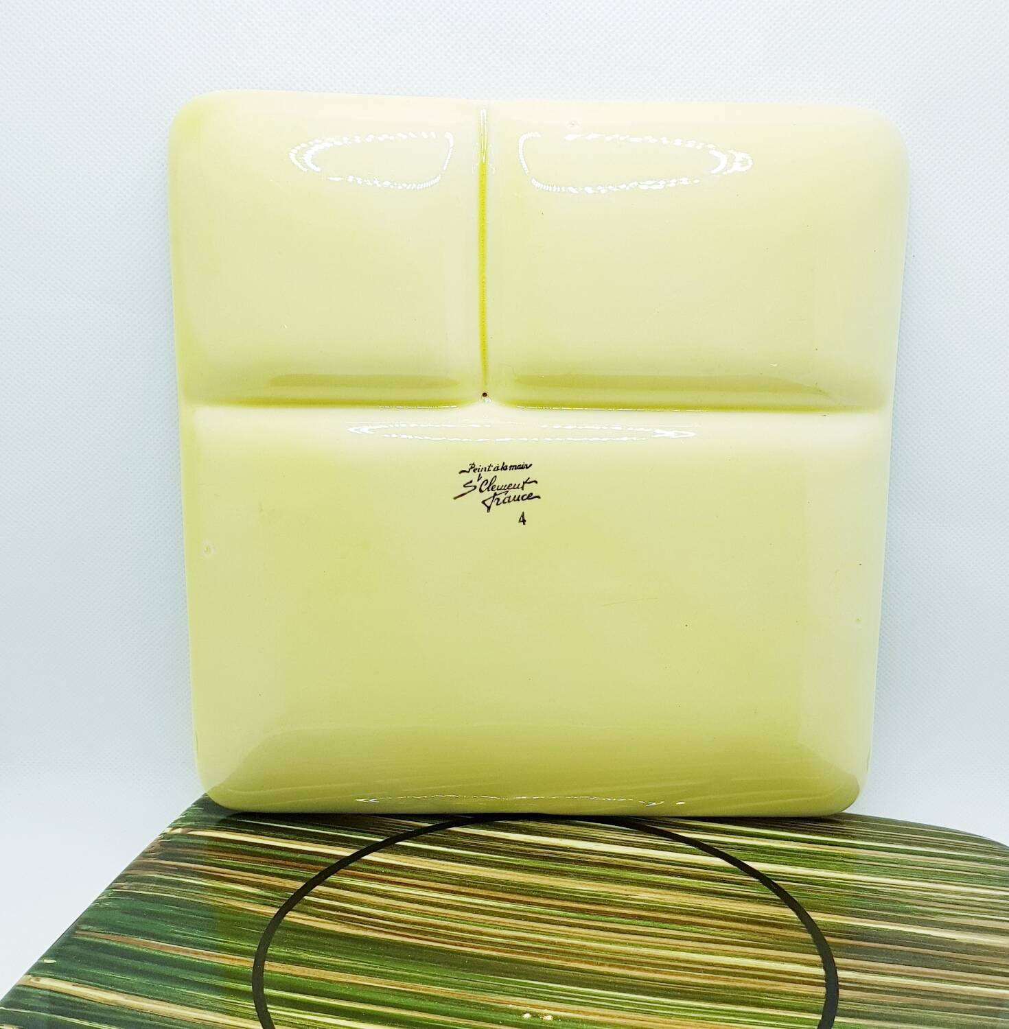 Assiettes de service de fromage St Clément