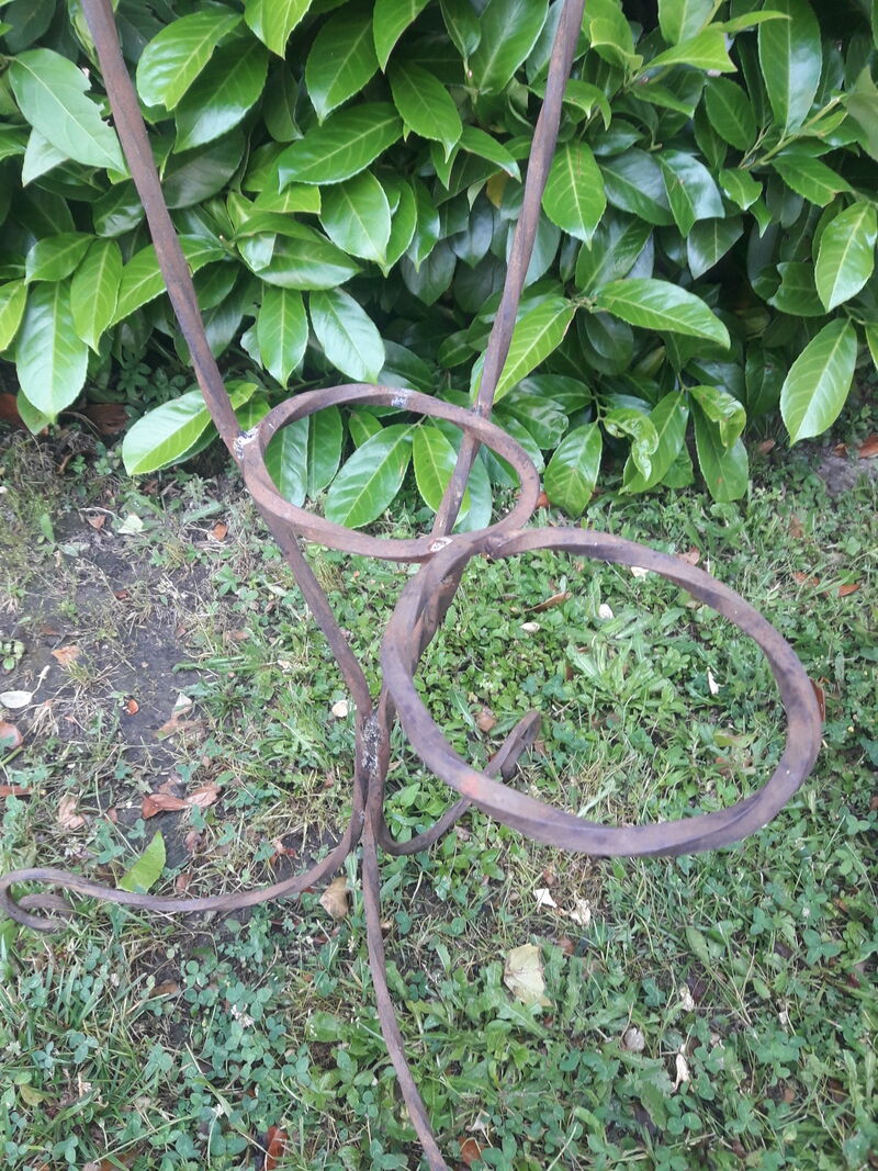 Porte plante h135cm fer torsadé vintage