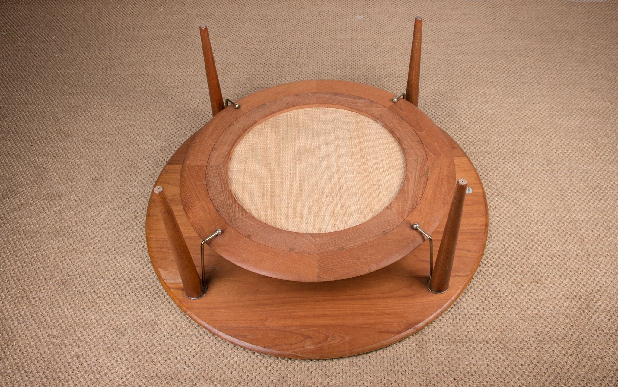 Round coffee table, two levels, danish in teak, brass and cannage