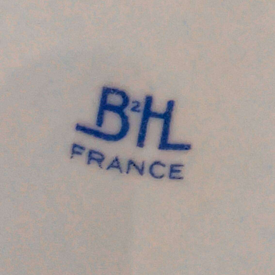 Paire de raviers BHL France en porcelaine décorée