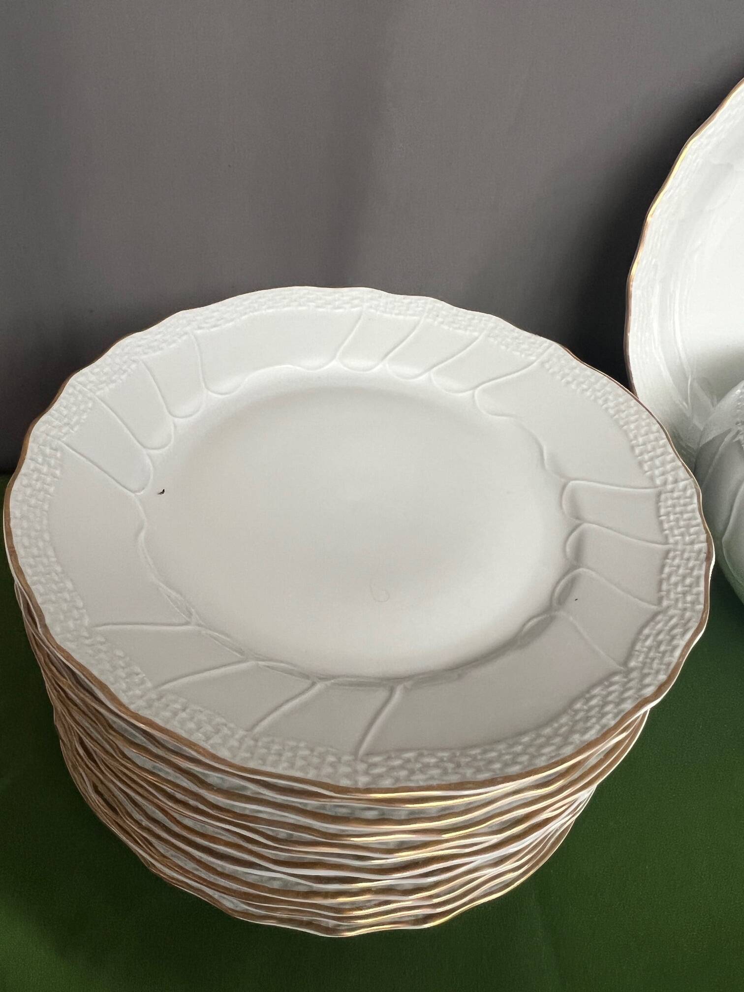 La porcelaine de Baudour. Service de table.