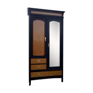 Armoire parisienne année