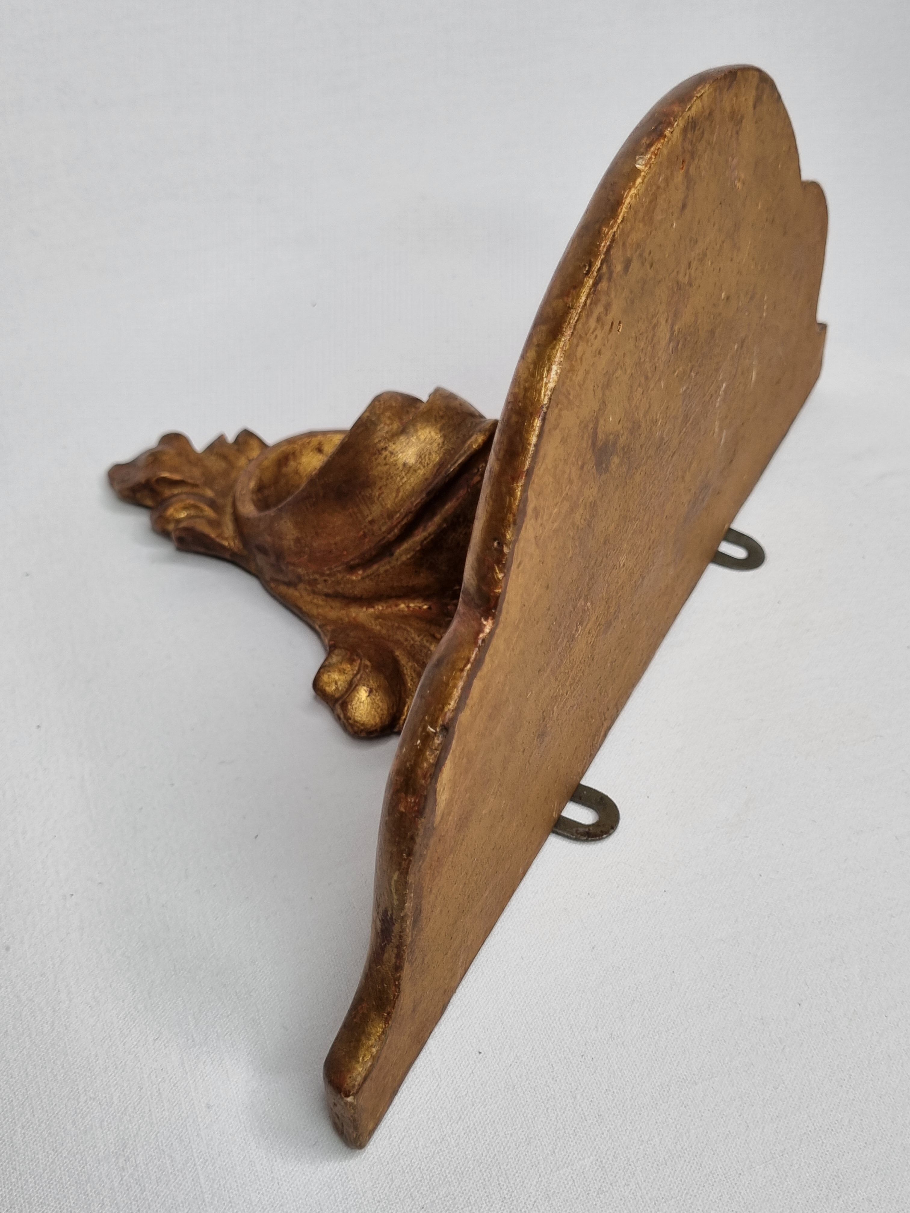 Stucco and gilded wood harness, 30 cm