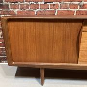 Enfilade en teck par Henry Walter Klein pour Bramin, Danemark années 60