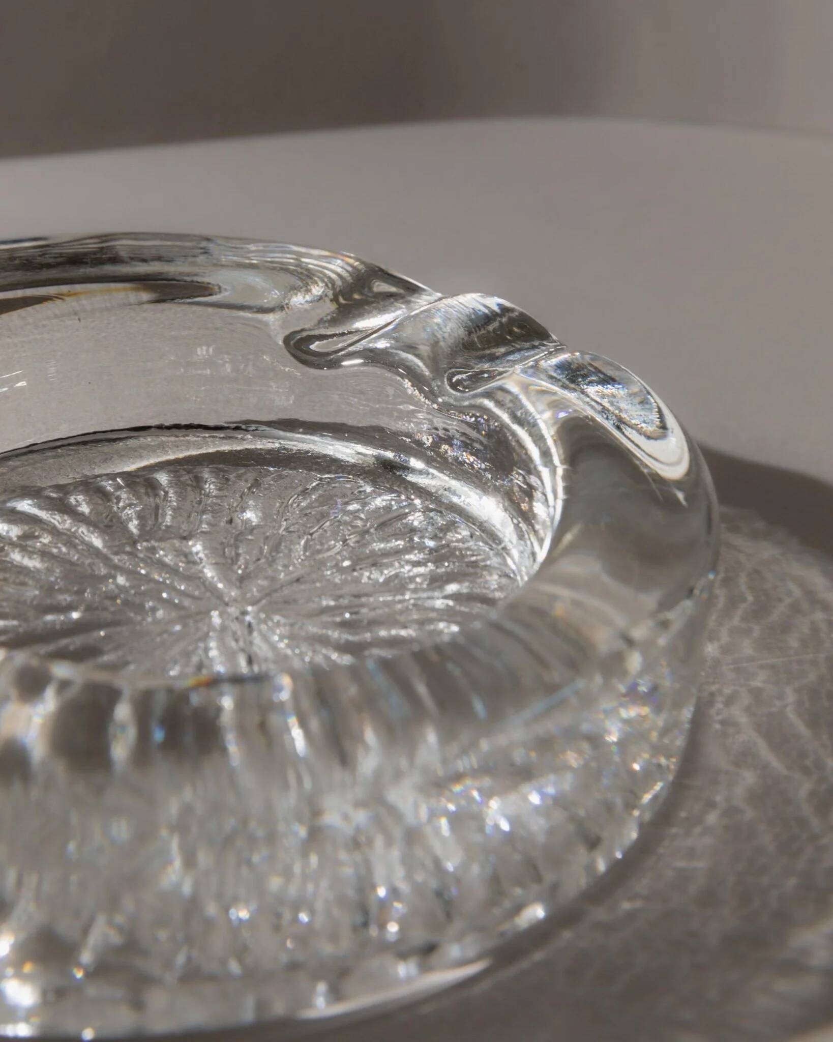 Transparent Murano Glass Ashtray with Asymmetric Thick Rim, 1970s Italian Retro Table Decor