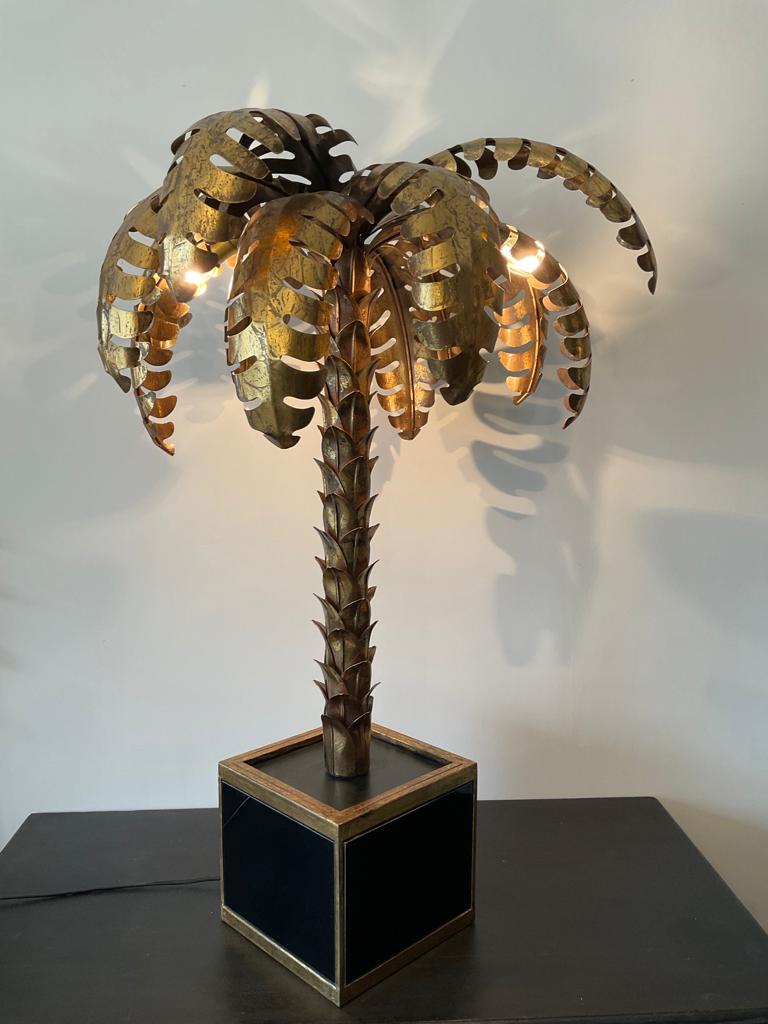 Palm lamp