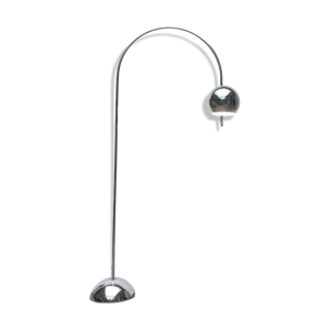 lampadaire arc métallique