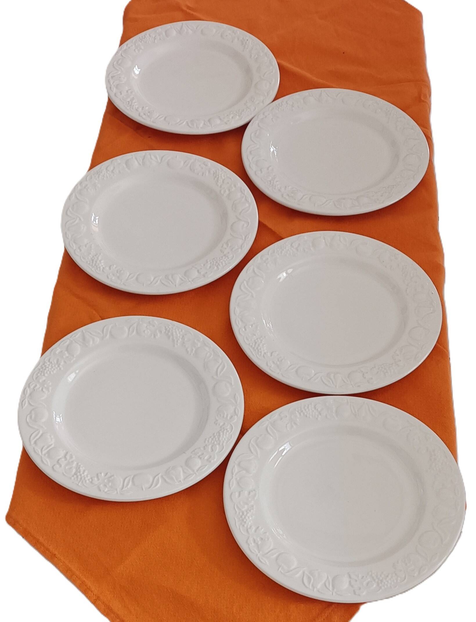 6 Franco Giorgi dessert plates by Quadrifoglio + Gingo B cutlery