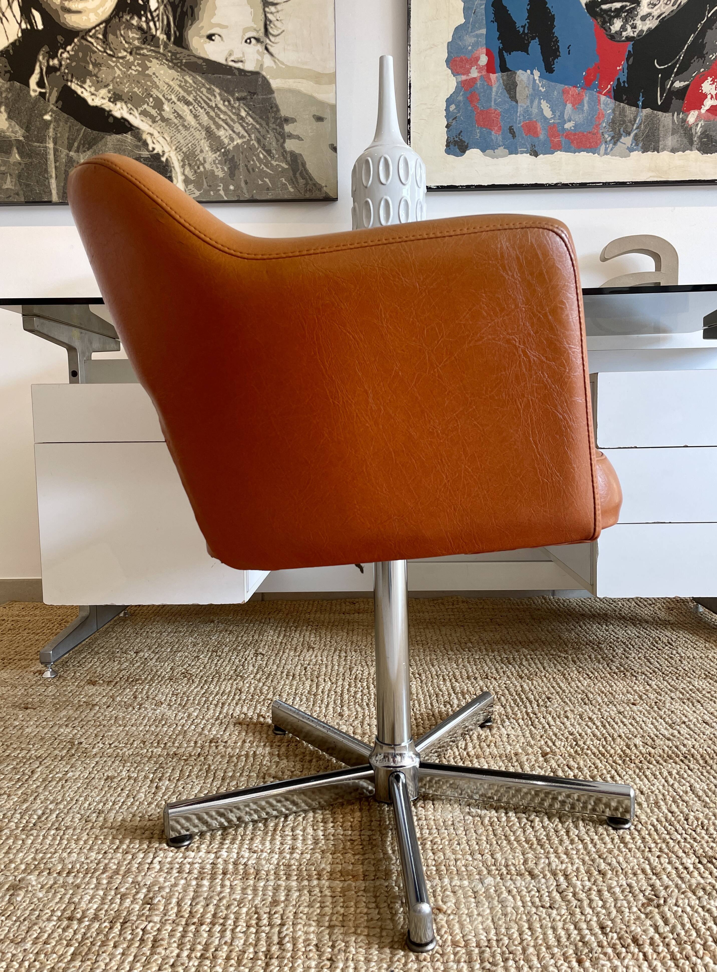 Conference chair 70s in skaï