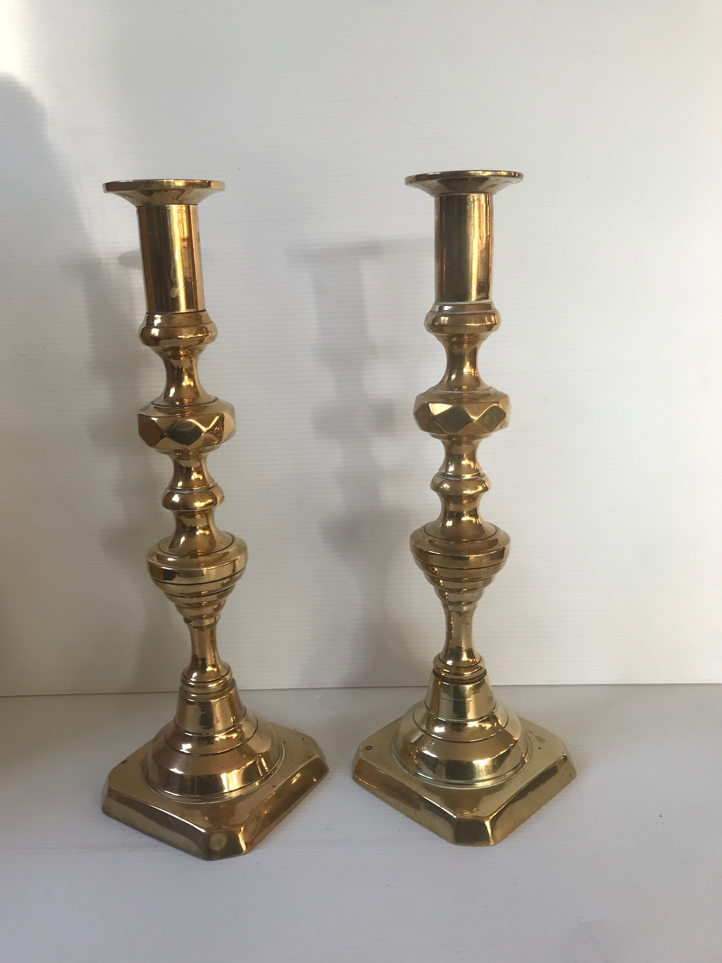 Pair of Victorian candle holders in gilded bronze