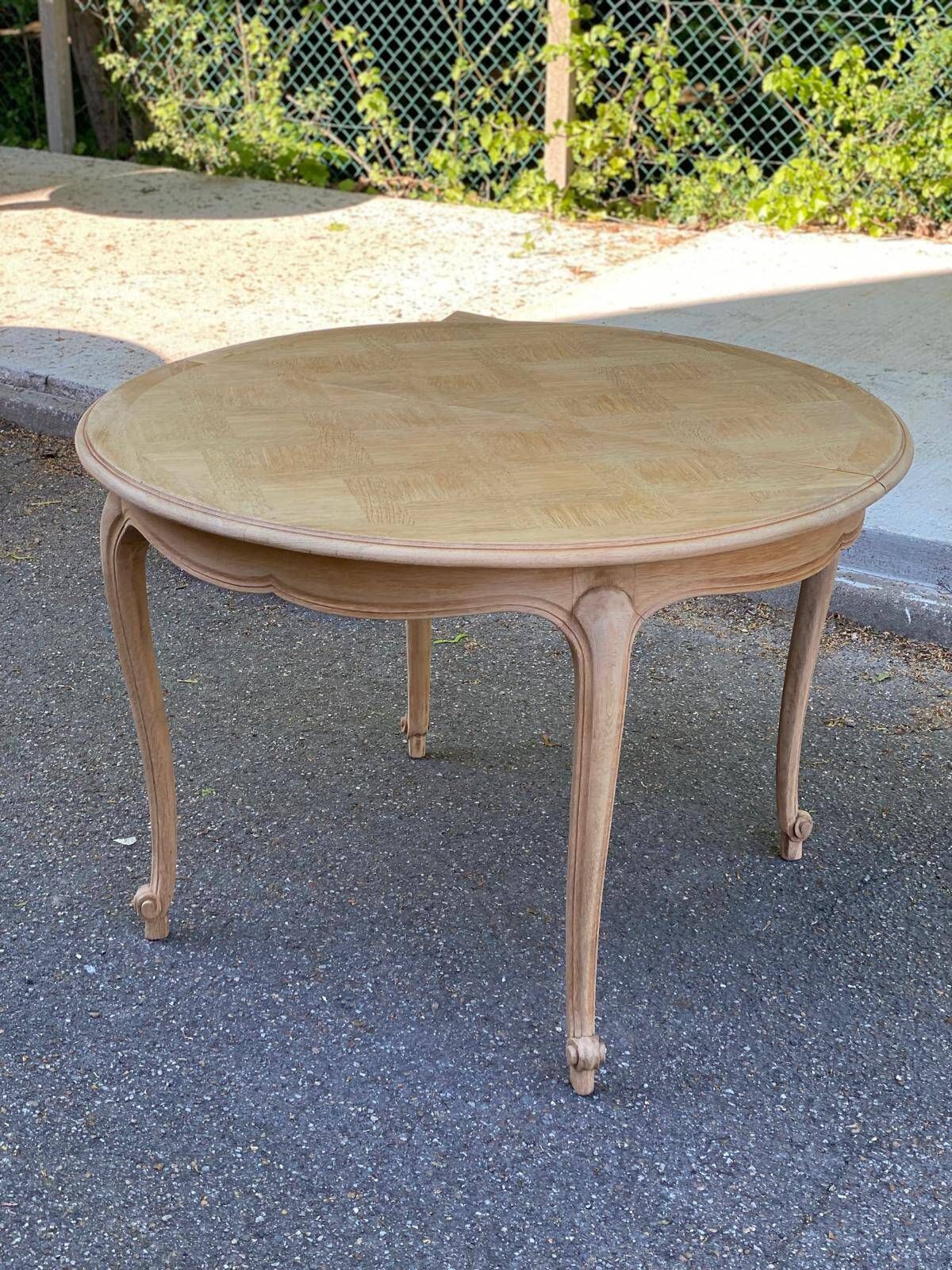 Louis XV extendable round table in solid raw oak 210cm and X marquetry