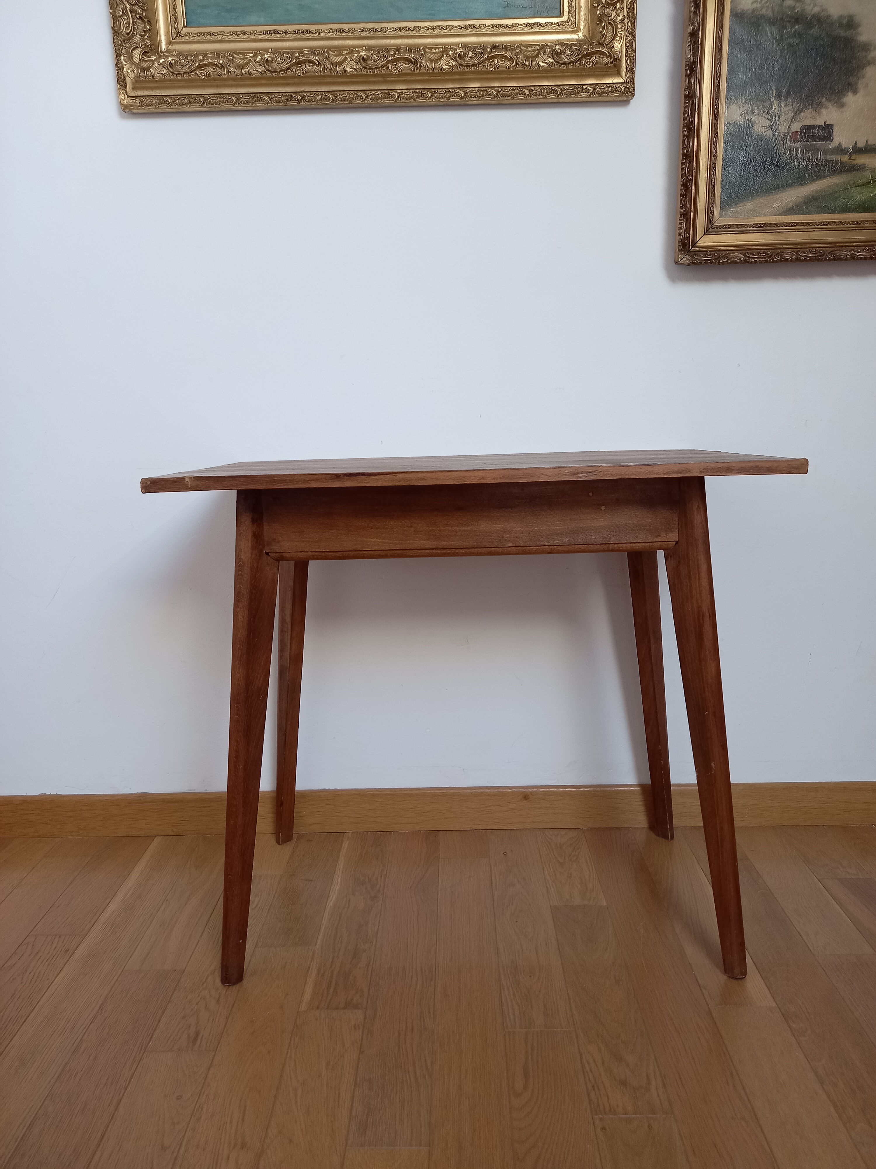 Bureau pieds compas