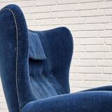 Années 1960, fauteuil relax danois à dossier haut, état d'origine, meuble en velours bleu.