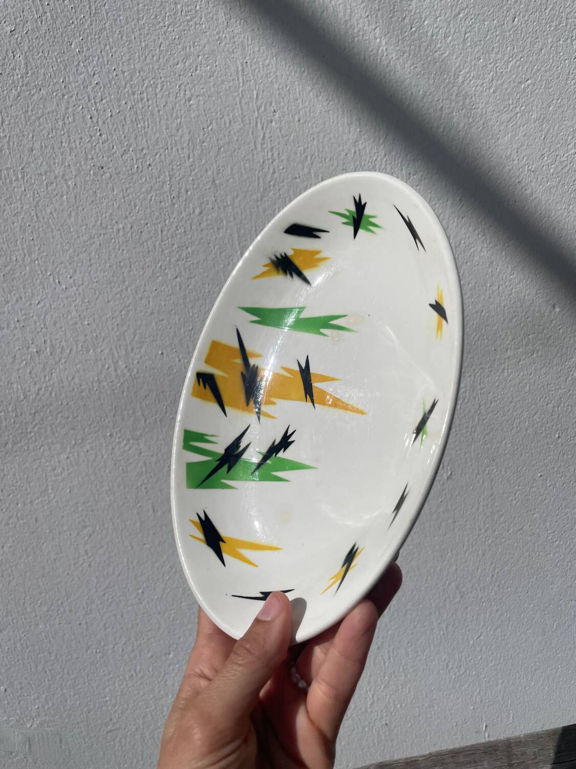 Oval bowl 1970 Digoin éclair