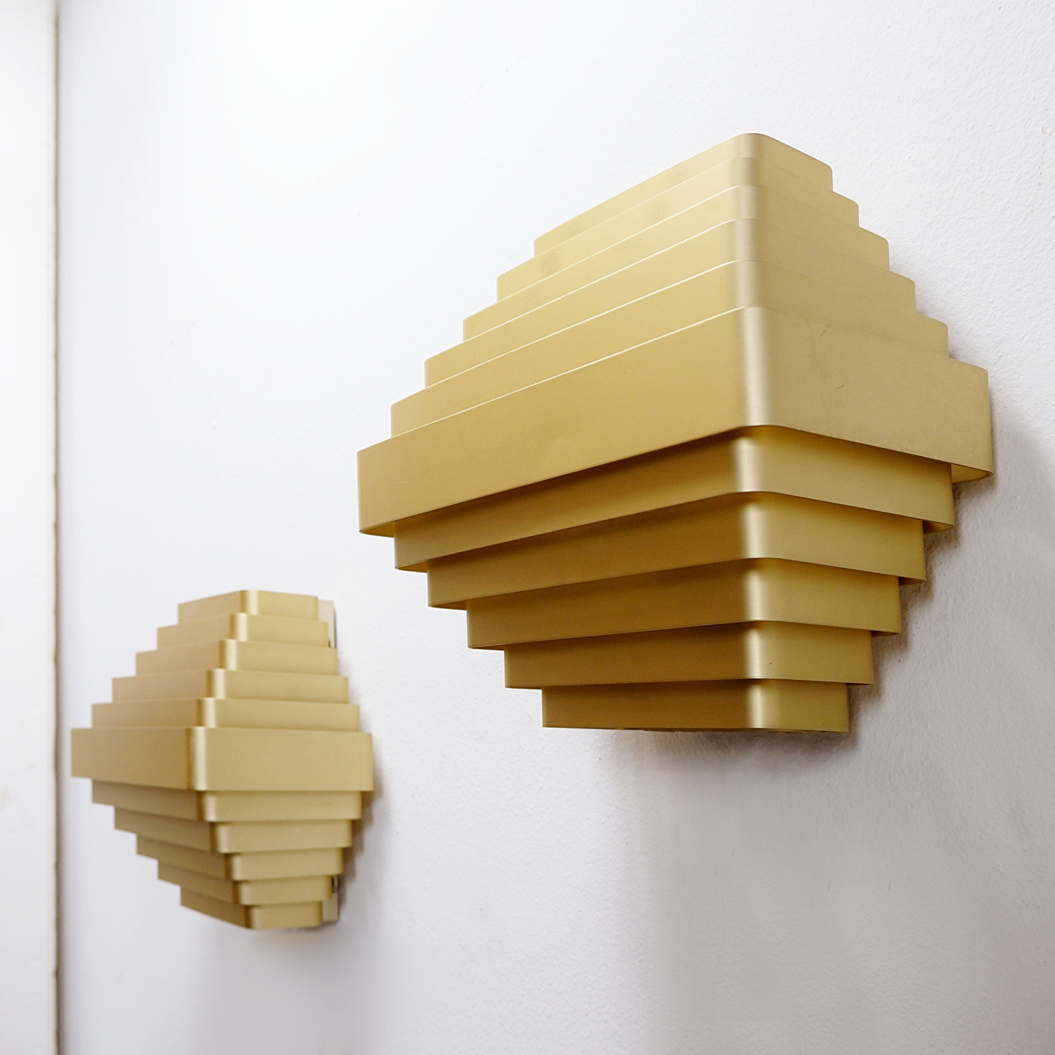 Pair of gold-plated aluminum wall lights by Jules Wabbes - 2 pairs available (1)