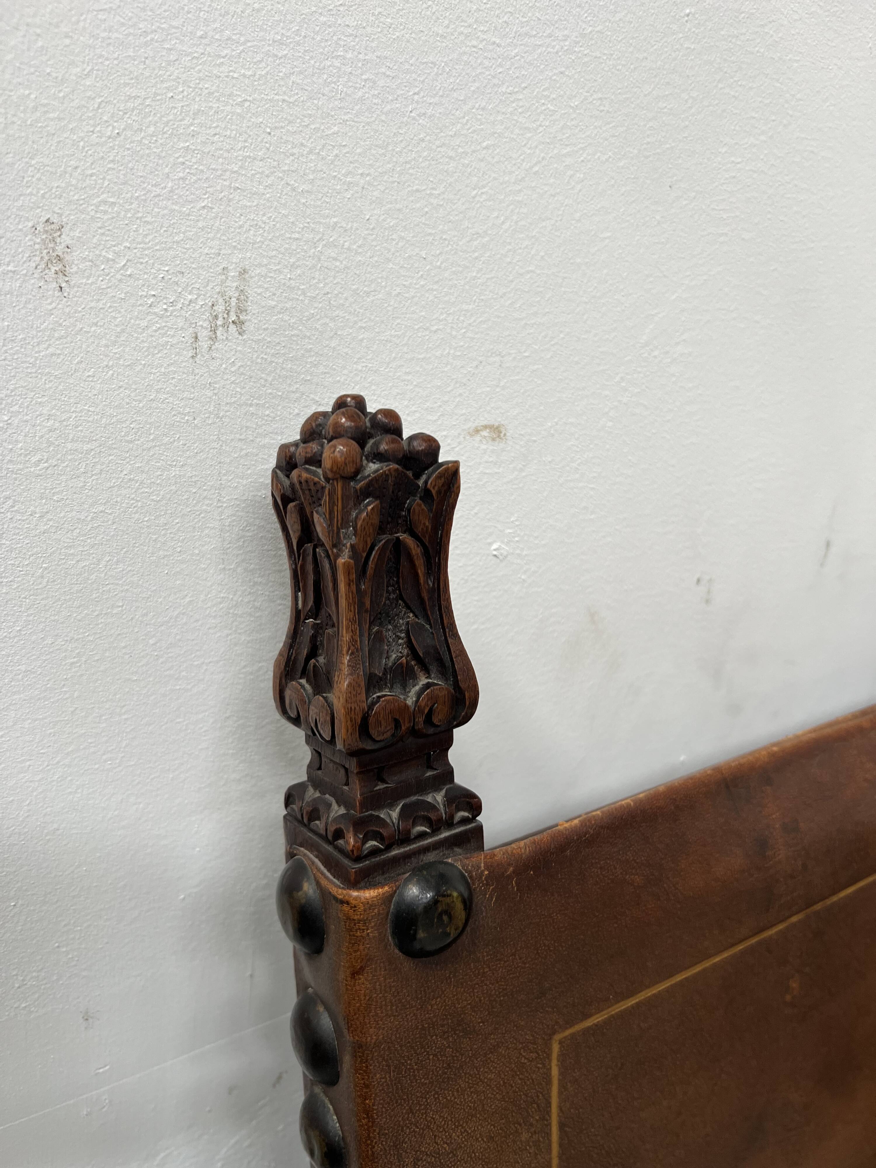 Pair of Renaissance style armchairs in walnut, 20th century