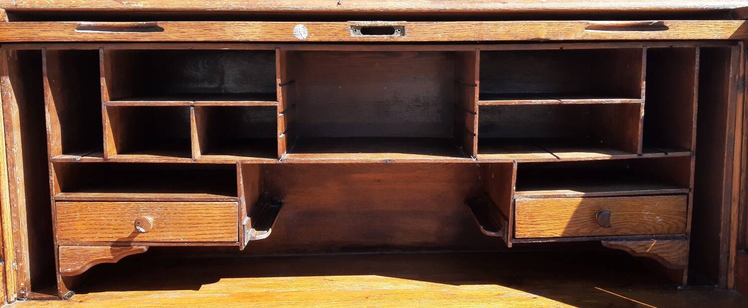 American "Roll Top" desk in oak.