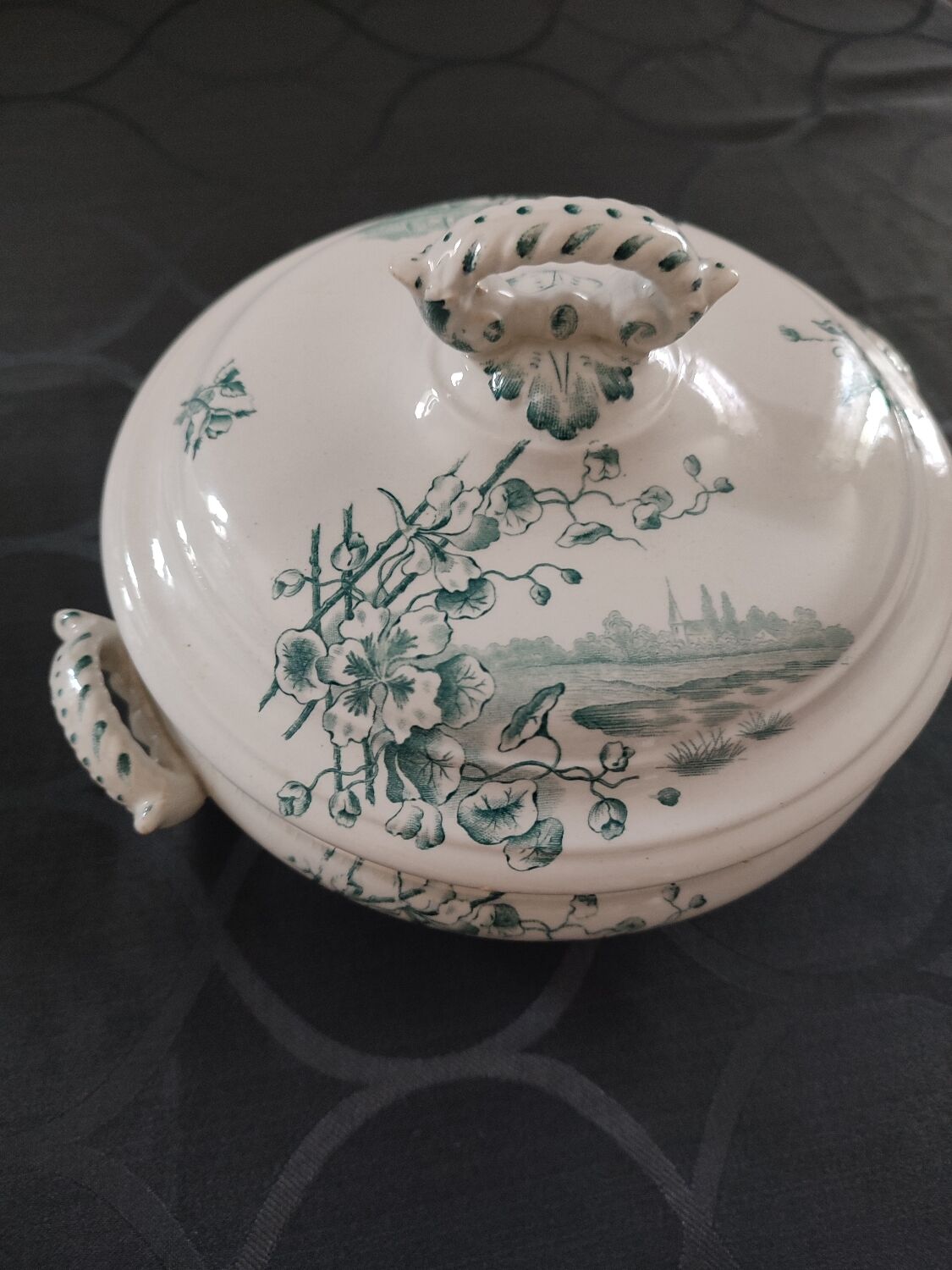Small old tureen Terre de fer Bertin Tissier