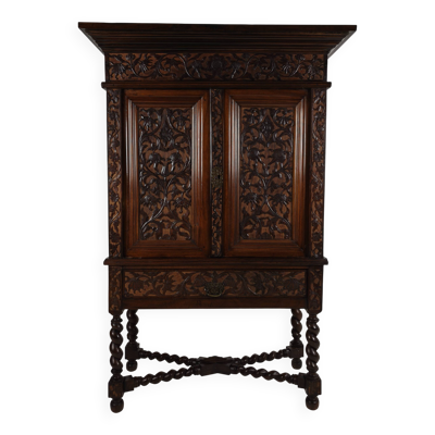 Cabinet colonial sculpté du 19e siècle – Indes orientales néerlandaises