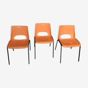 Chaises orange vintage