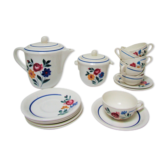 tea or coffee set model Gilberte earthenware Saint Amand floral decoration