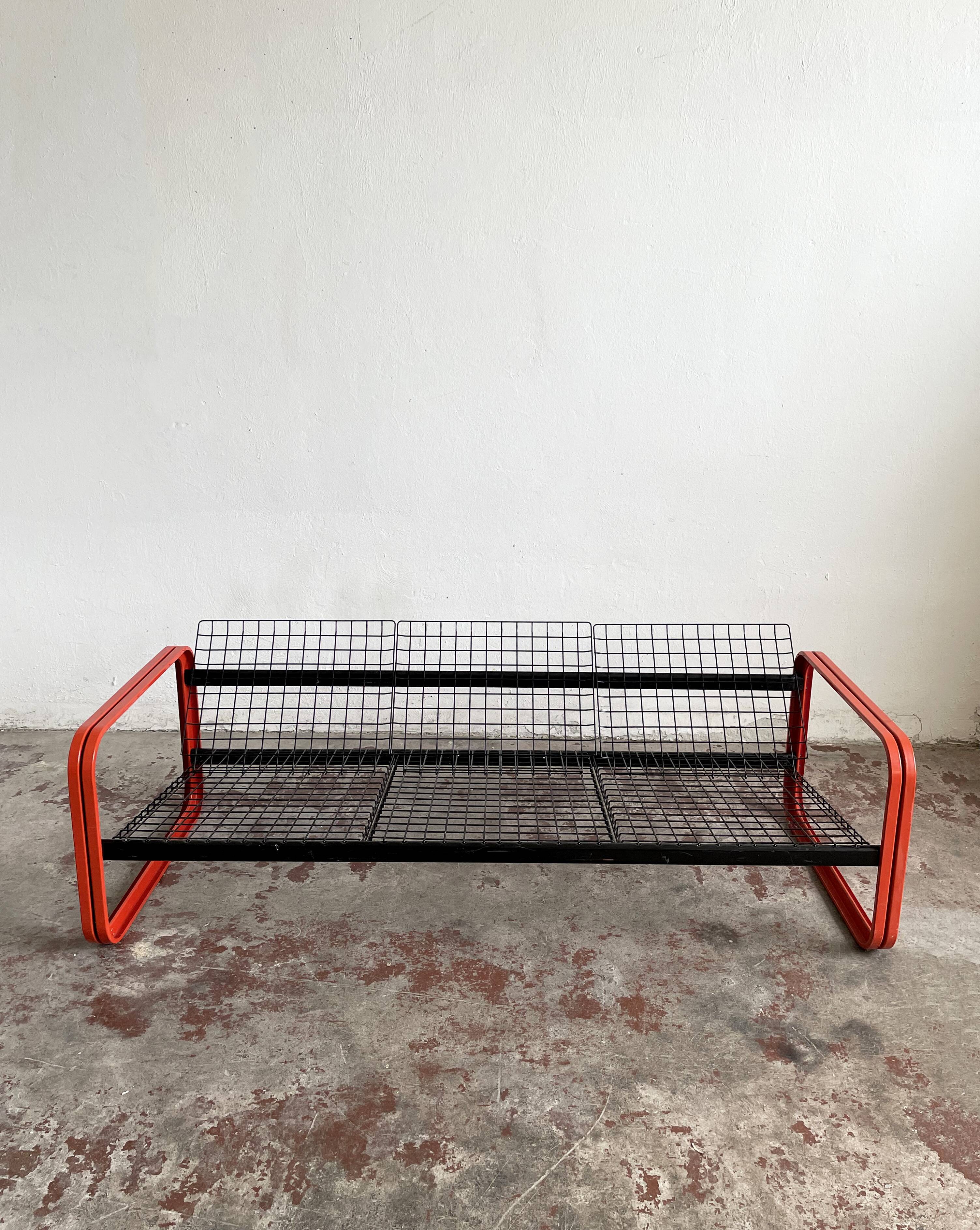 Canapé 3 places 'Quadra' design by Gigante Zambusi Boccato pour Seccose, Italie années 1980