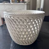 cache pot en faience tressée 1950