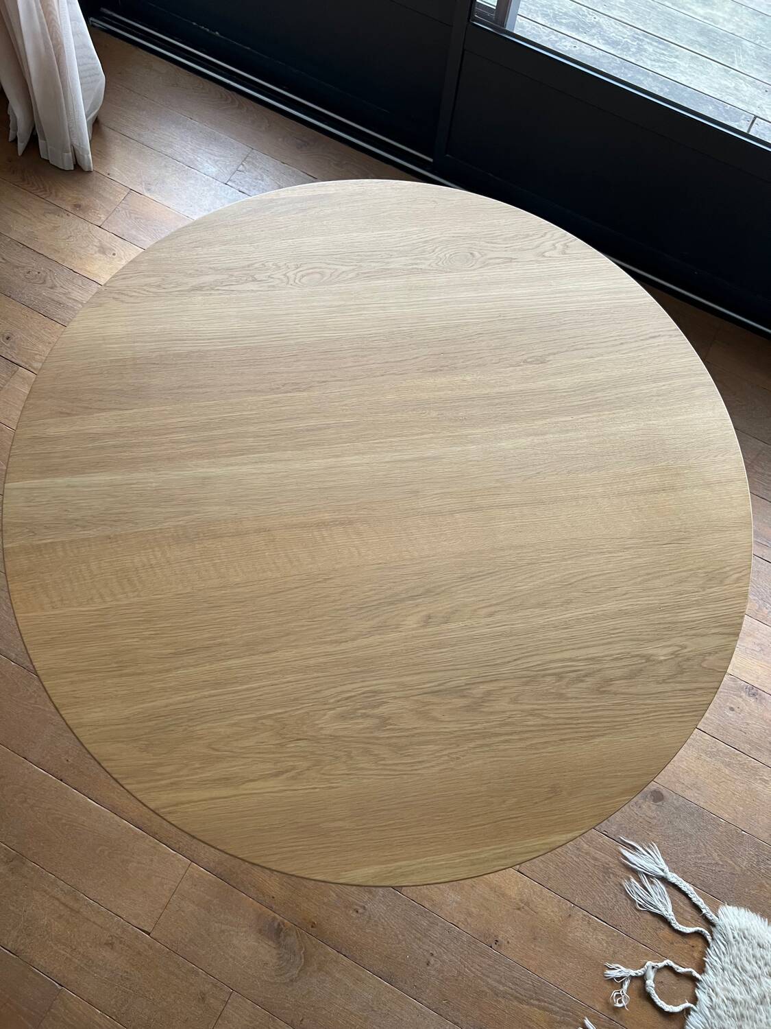 Vitra pedestal table