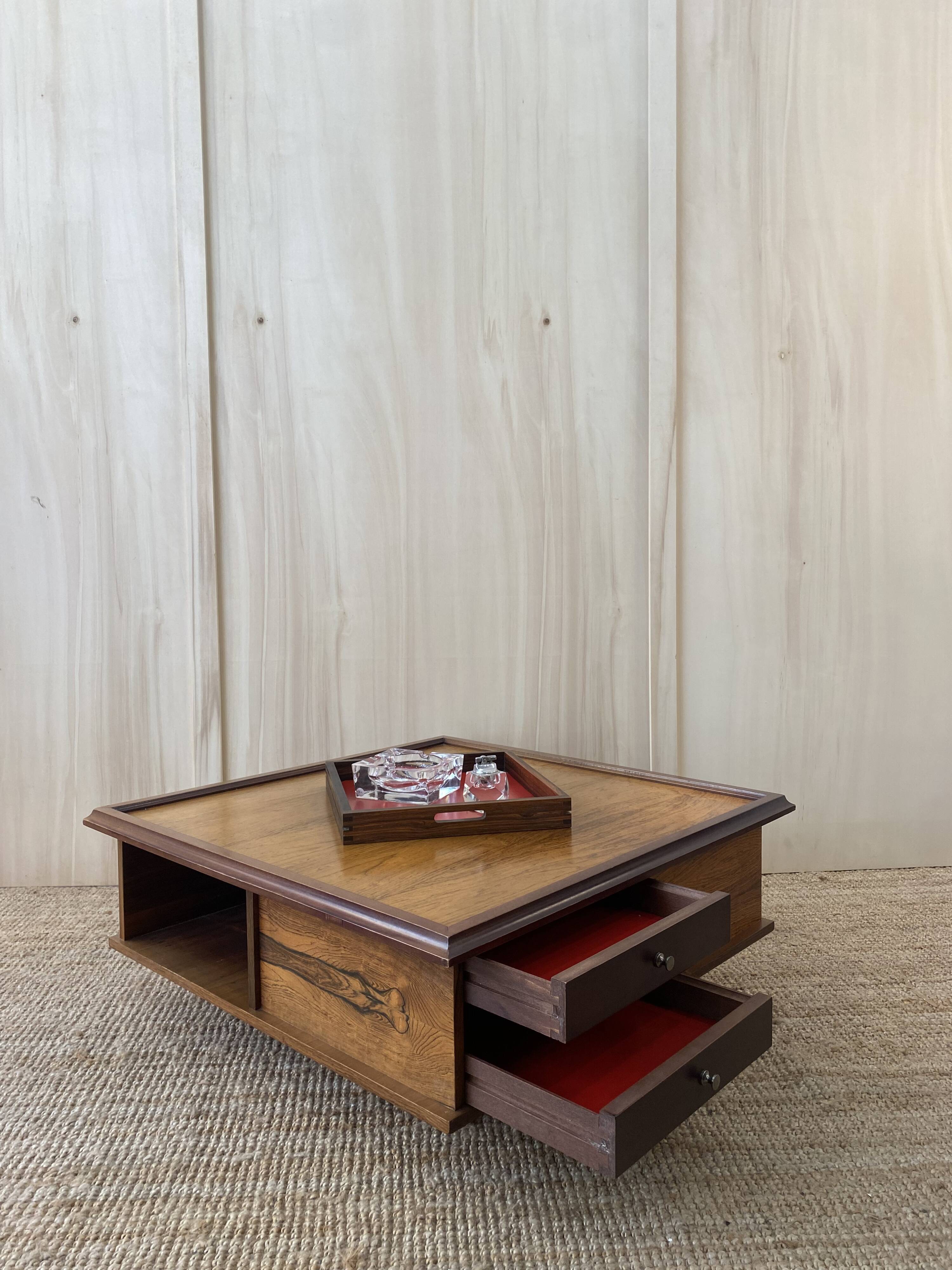 Italian coffee table in rosewood - 1960 - Saporiti