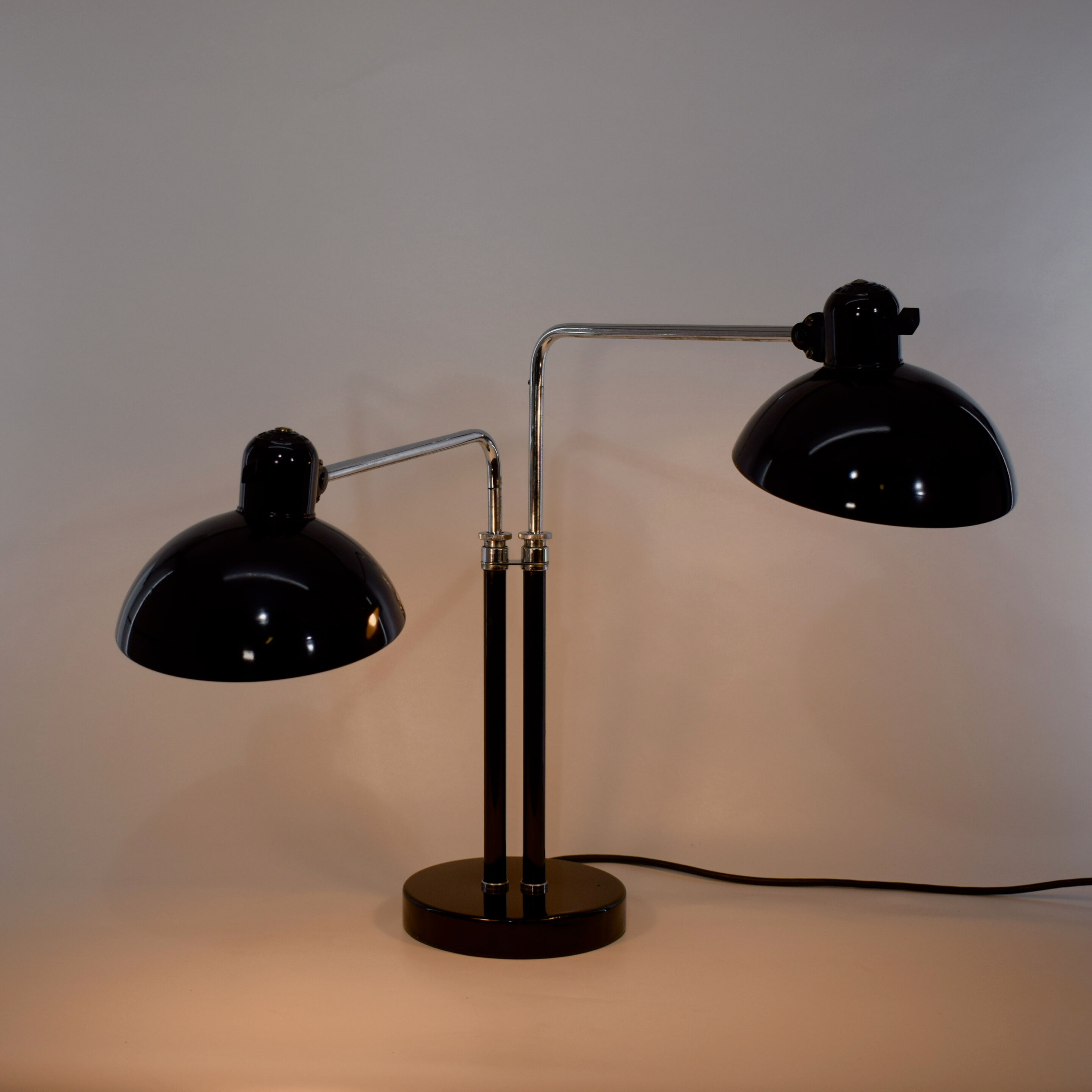Double desk lamp, Bauhaus, by Christian Dell, model 6660 Super, original edition Kaiser Idel